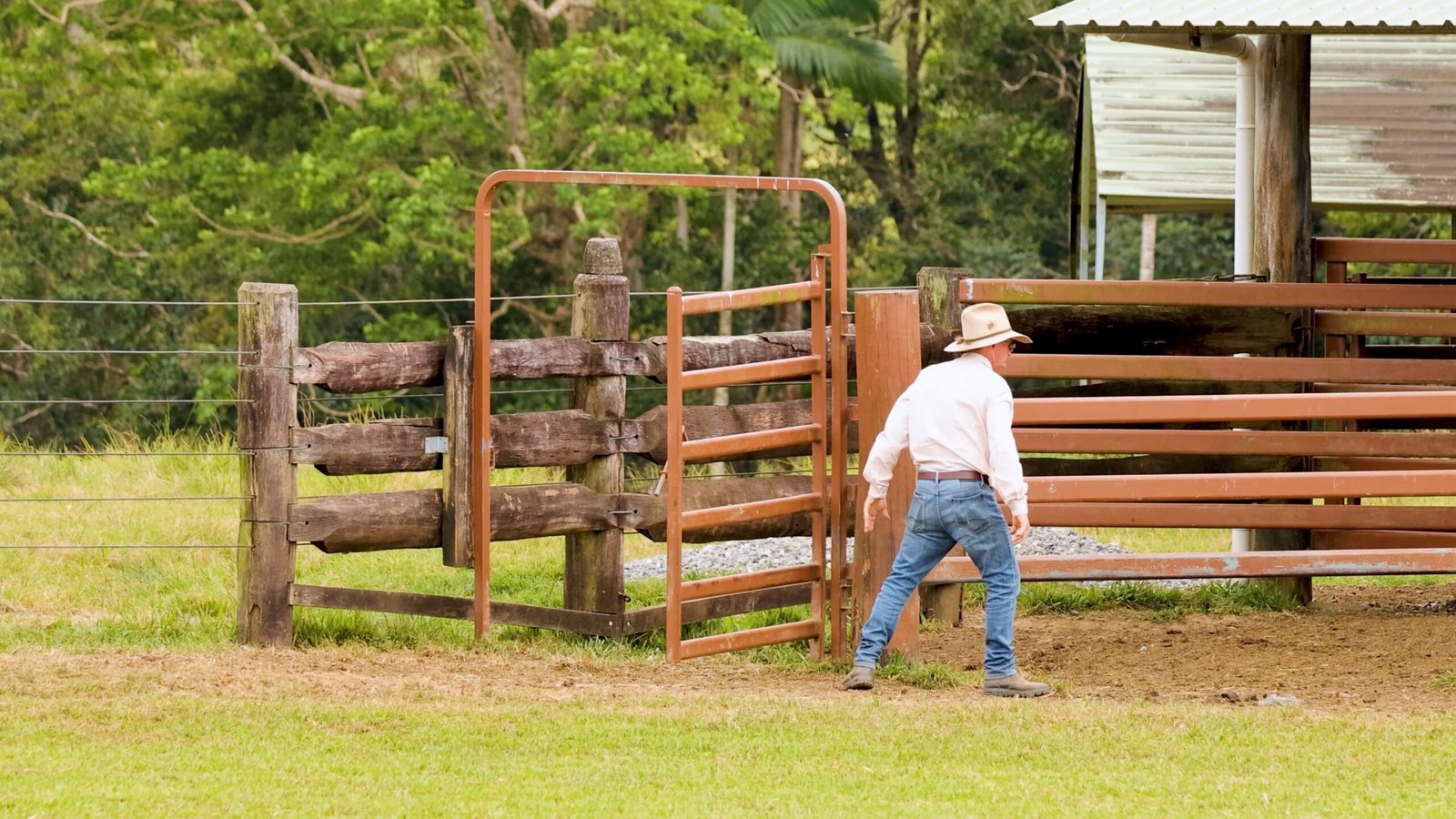 Rural block near Dalby financed with a construction loan through a broker